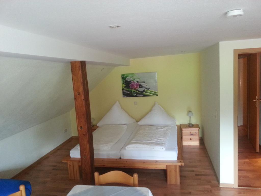 Landgasthof Lang Zum Adler Oberkalbach Exteriör bild